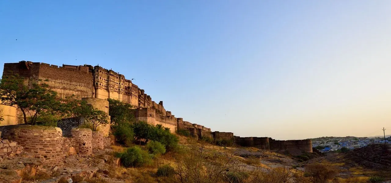 Udaipur to Jodhpur road trip on NH62 highway in Rajasthan.